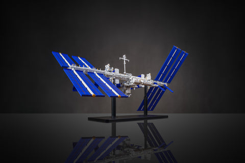 NASA International Space Station 1:130 Model